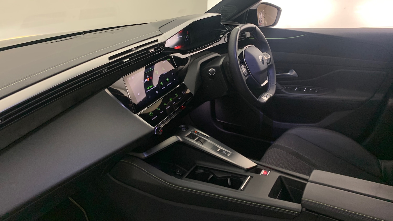 Used Peugeot 308 SW 2025 for sale - 77145125: Photo 2