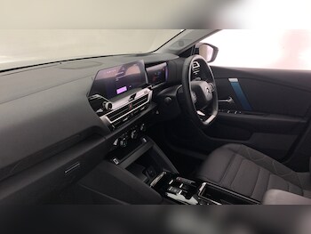 Used Citroen C4 2023 for sale - 77332373: Photo