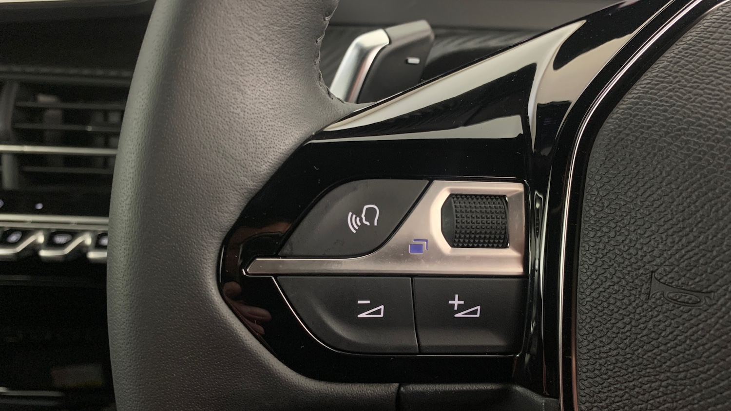 Used Peugeot 2008 2025 for sale - 76825699: Photo 19