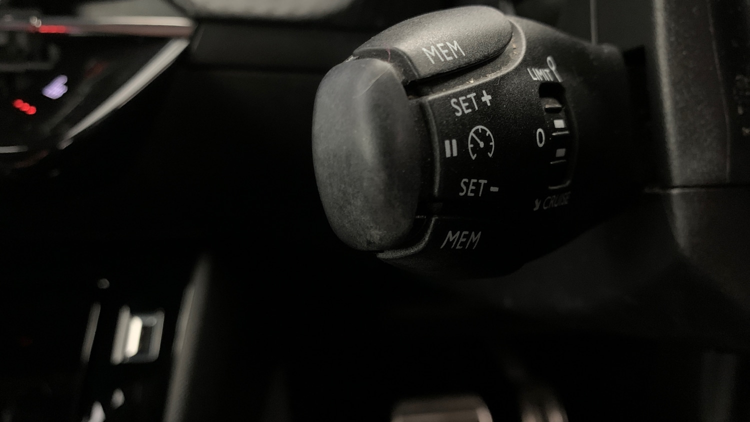 Used Peugeot 2008 2021 for sale - 77346158: Photo 39