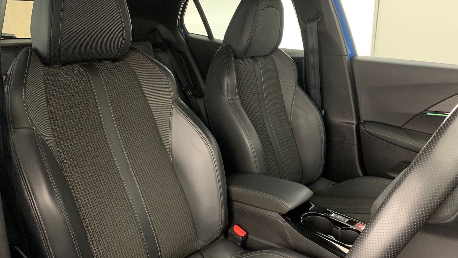 Used Peugeot 2008 2021 for sale - 77346158: Photo 43