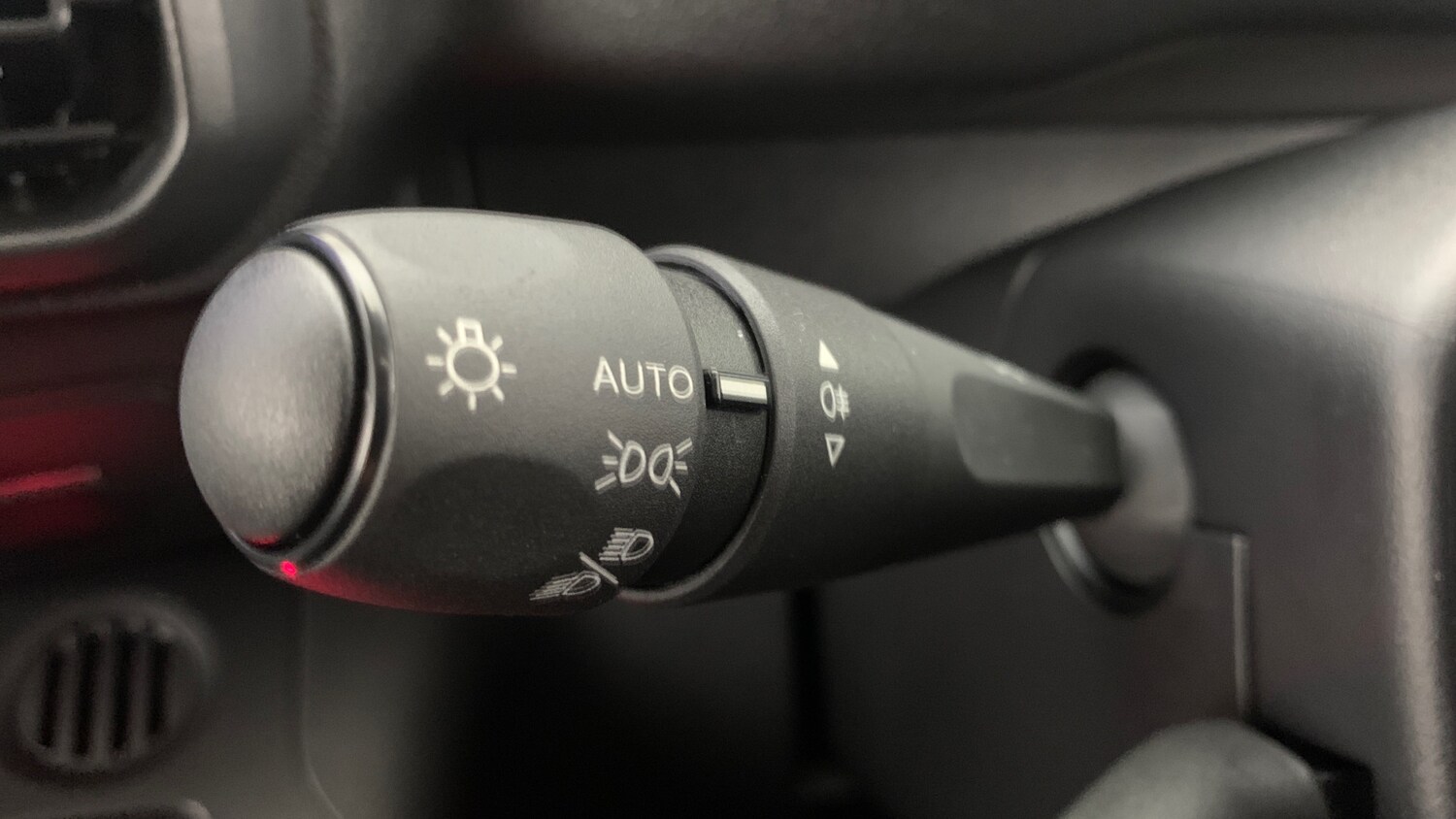 Used Peugeot Partner 2023 for sale - 77959152: Photo 19