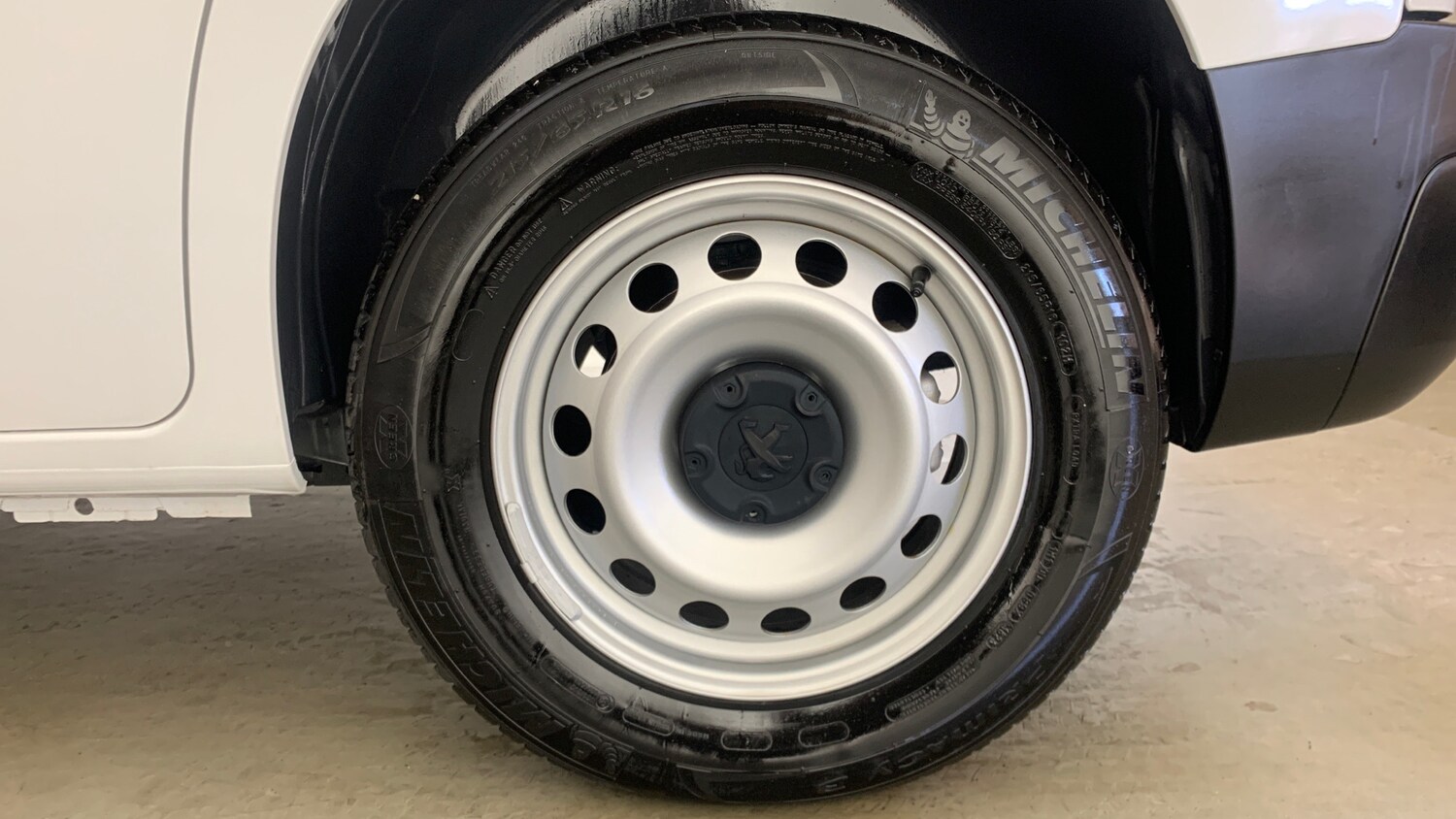 Used Peugeot Partner 2023 for sale - 77959152: Photo 25