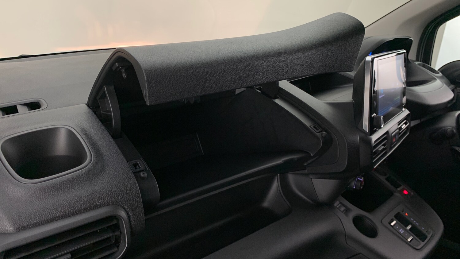 Used Peugeot Partner 2023 for sale - 77959152: Photo 43