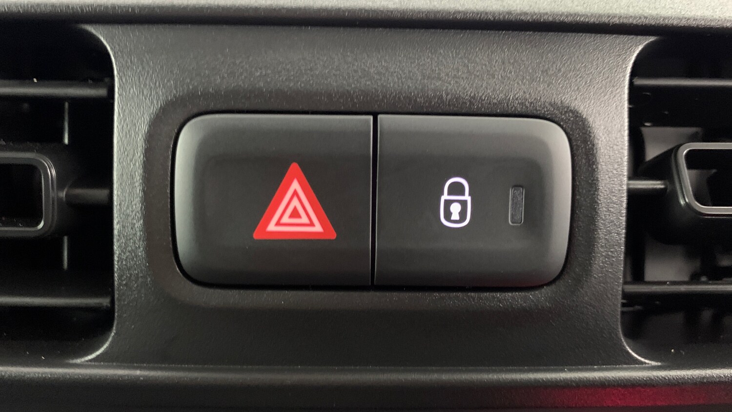 Used Peugeot Partner 2023 for sale - 77959152: Photo 47