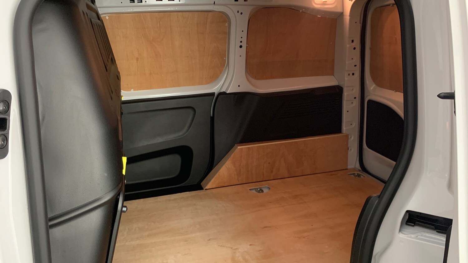 Used Peugeot Partner 2023 for sale - 77959152: Photo 55