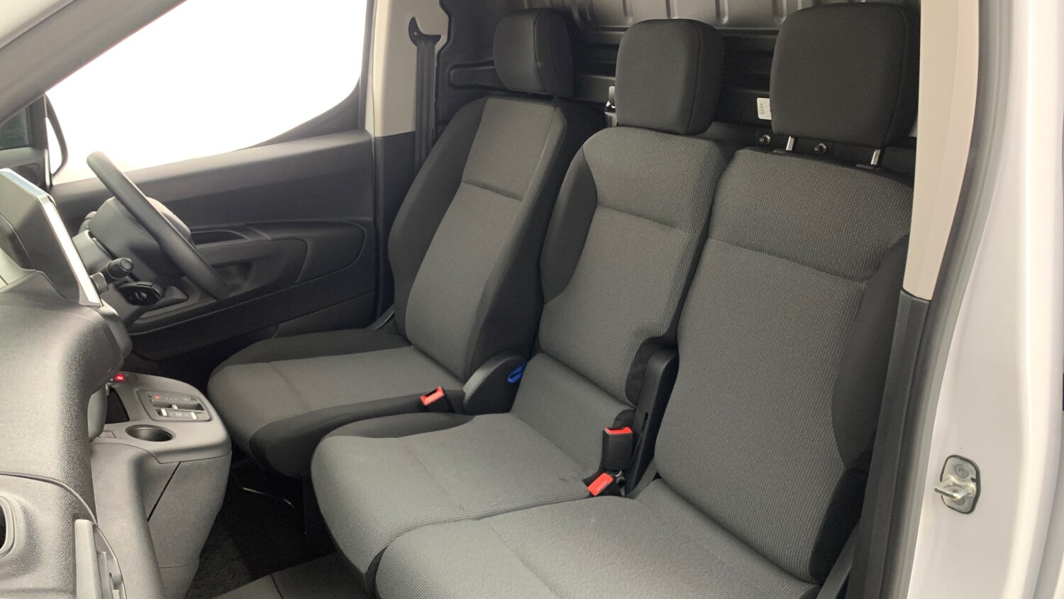 Used Peugeot Partner 2023 for sale - 77959152: Photo 60