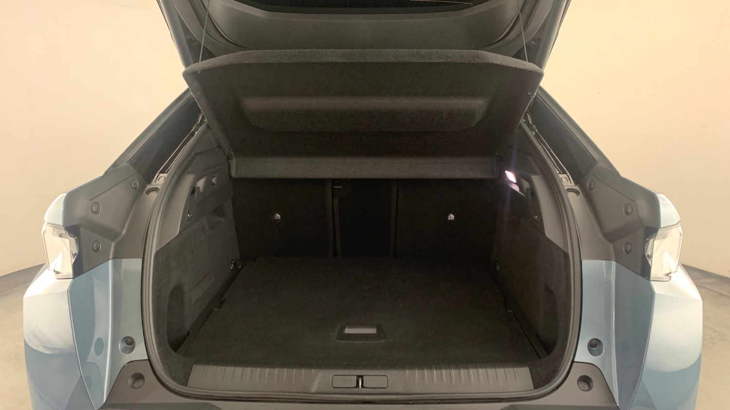 Used Peugeot 3008 2025 for sale - 77659630: Photo 5