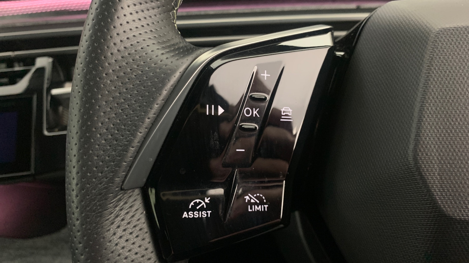 Used Peugeot 3008 2024 for sale - 76966113: Photo 19