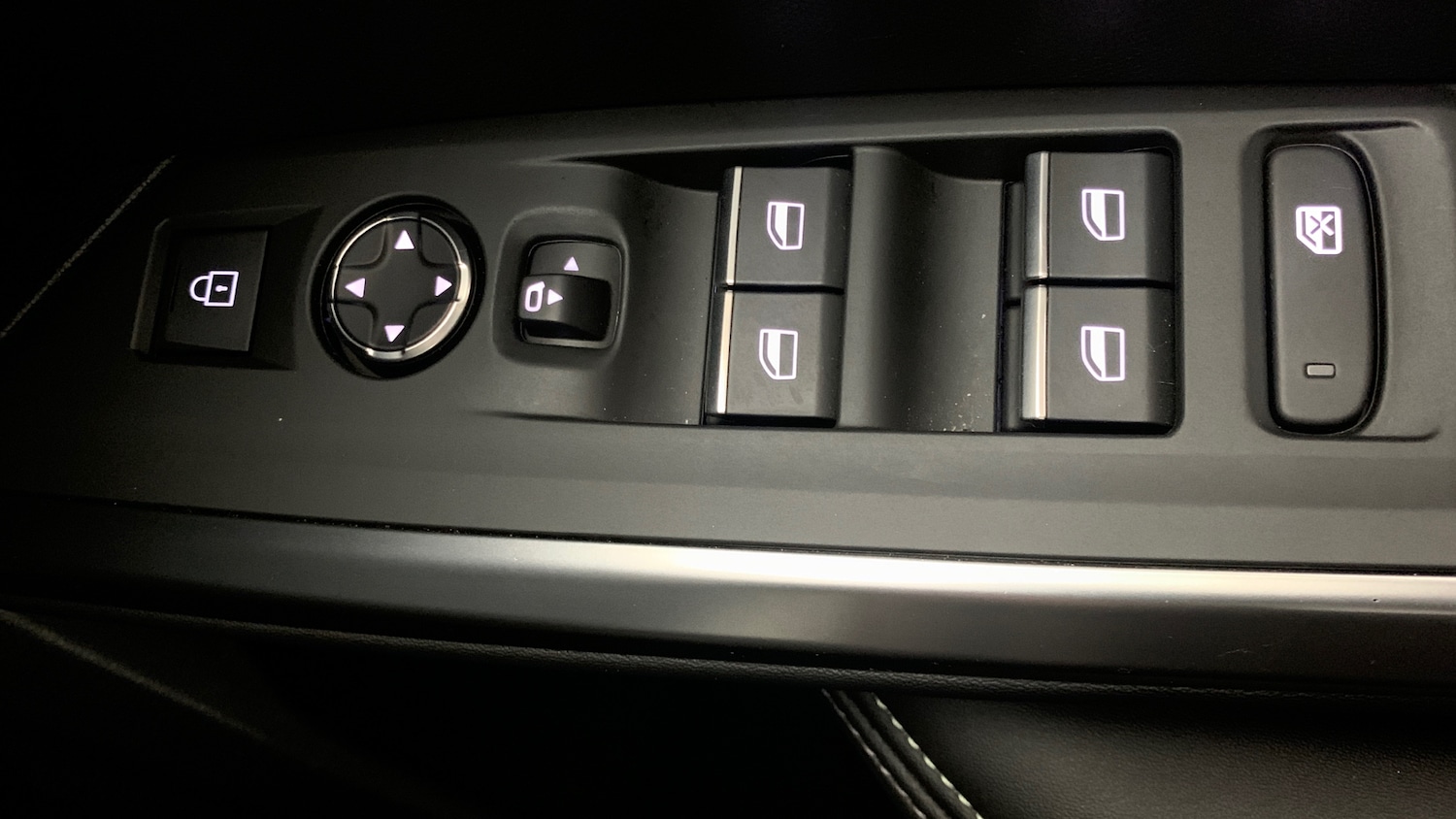 Used Peugeot 3008 2024 for sale - 76966113: Photo 41