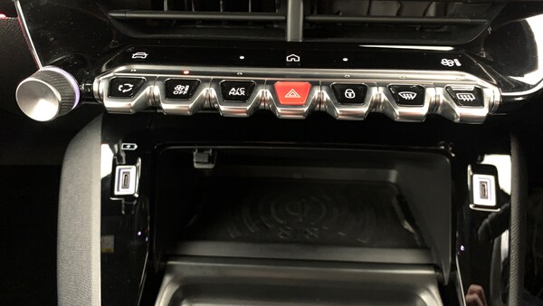 Used Peugeot 2008 2024 for sale - 76139418: Photo 29