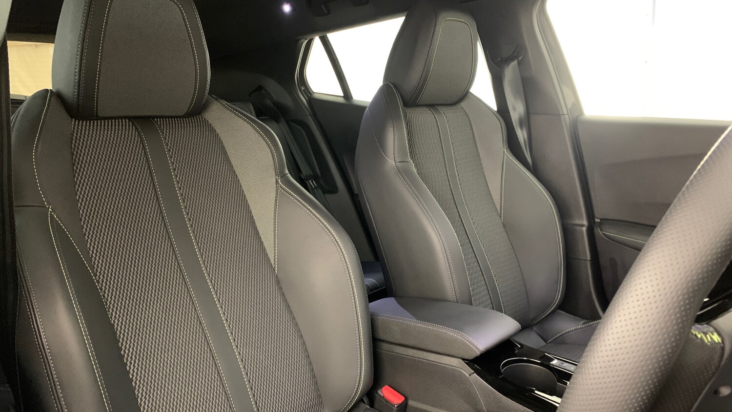 Used Peugeot 2008 2025 for sale - 78048810: Photo 40