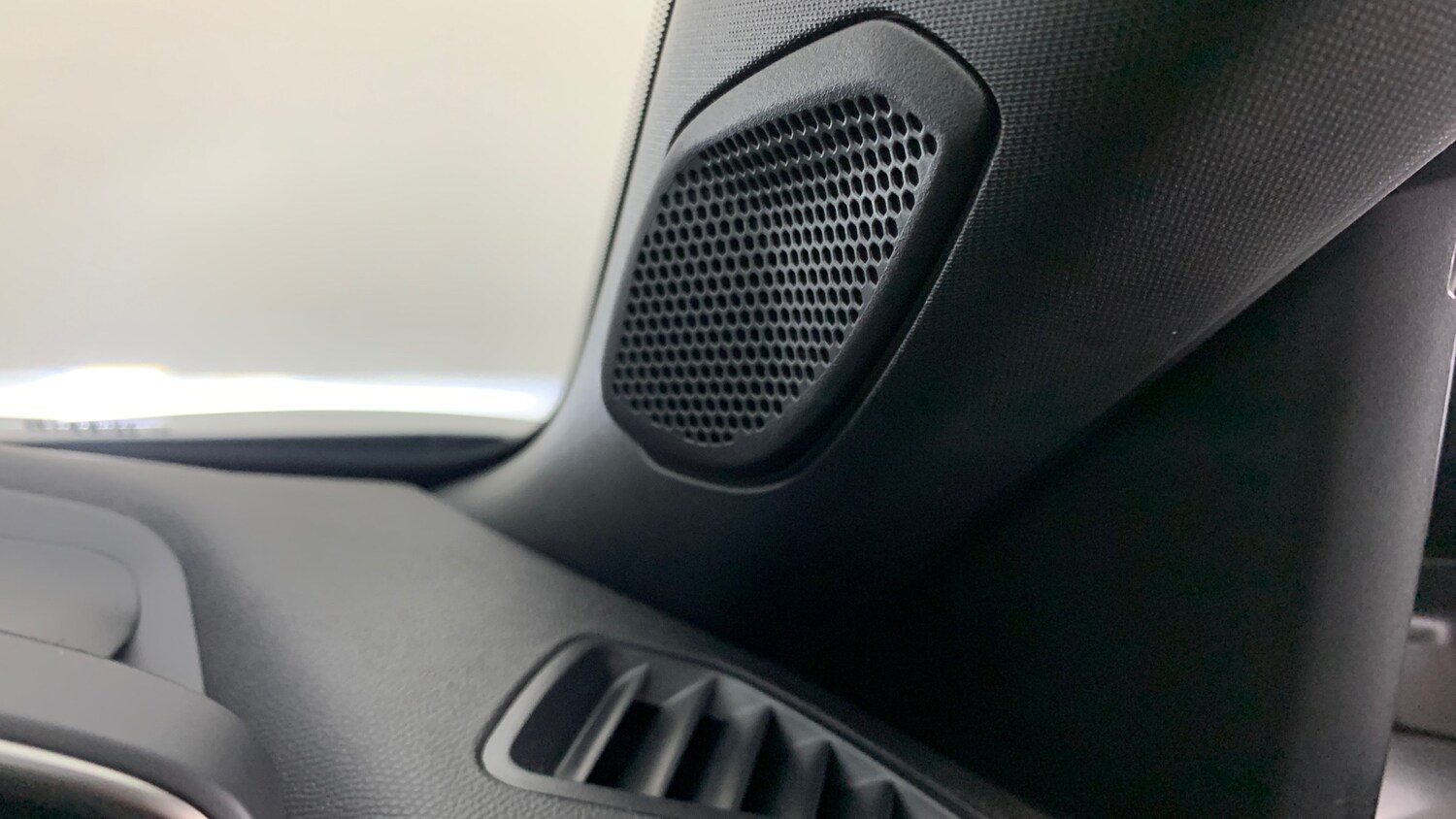 Used Peugeot 2008 2025 for sale - 78048810: Photo 59