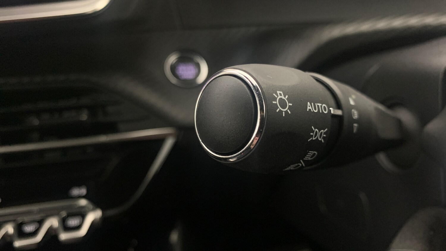 Used Peugeot 2008 2023 for sale - 76271390: Photo 33