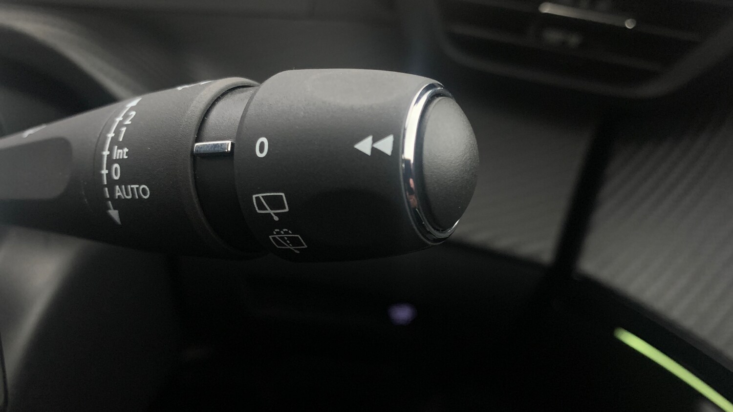 Used Peugeot 2008 2023 for sale - 76271390: Photo 34