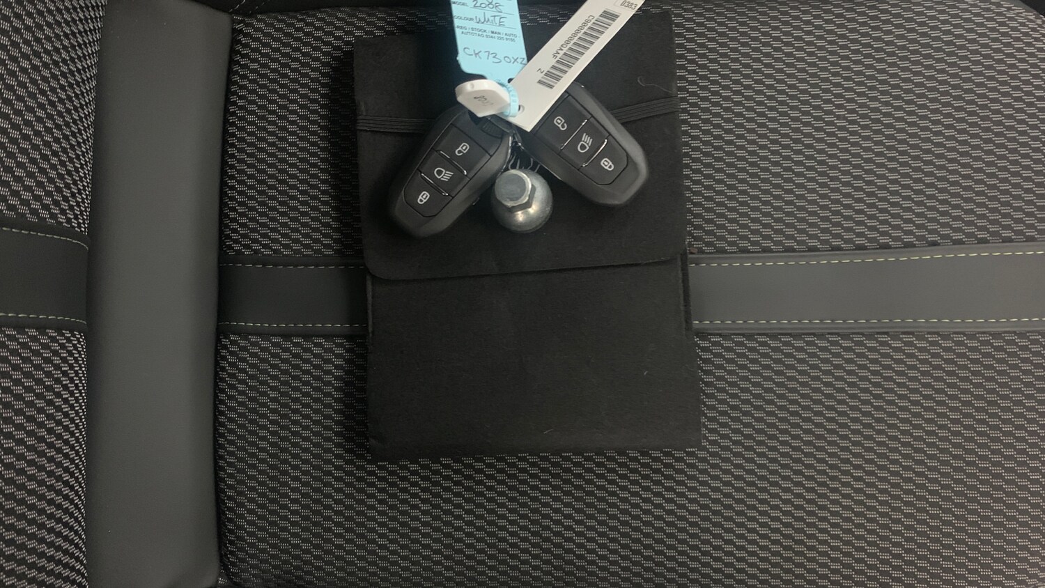 Used Peugeot 2008 2023 for sale - 76271390: Photo 37