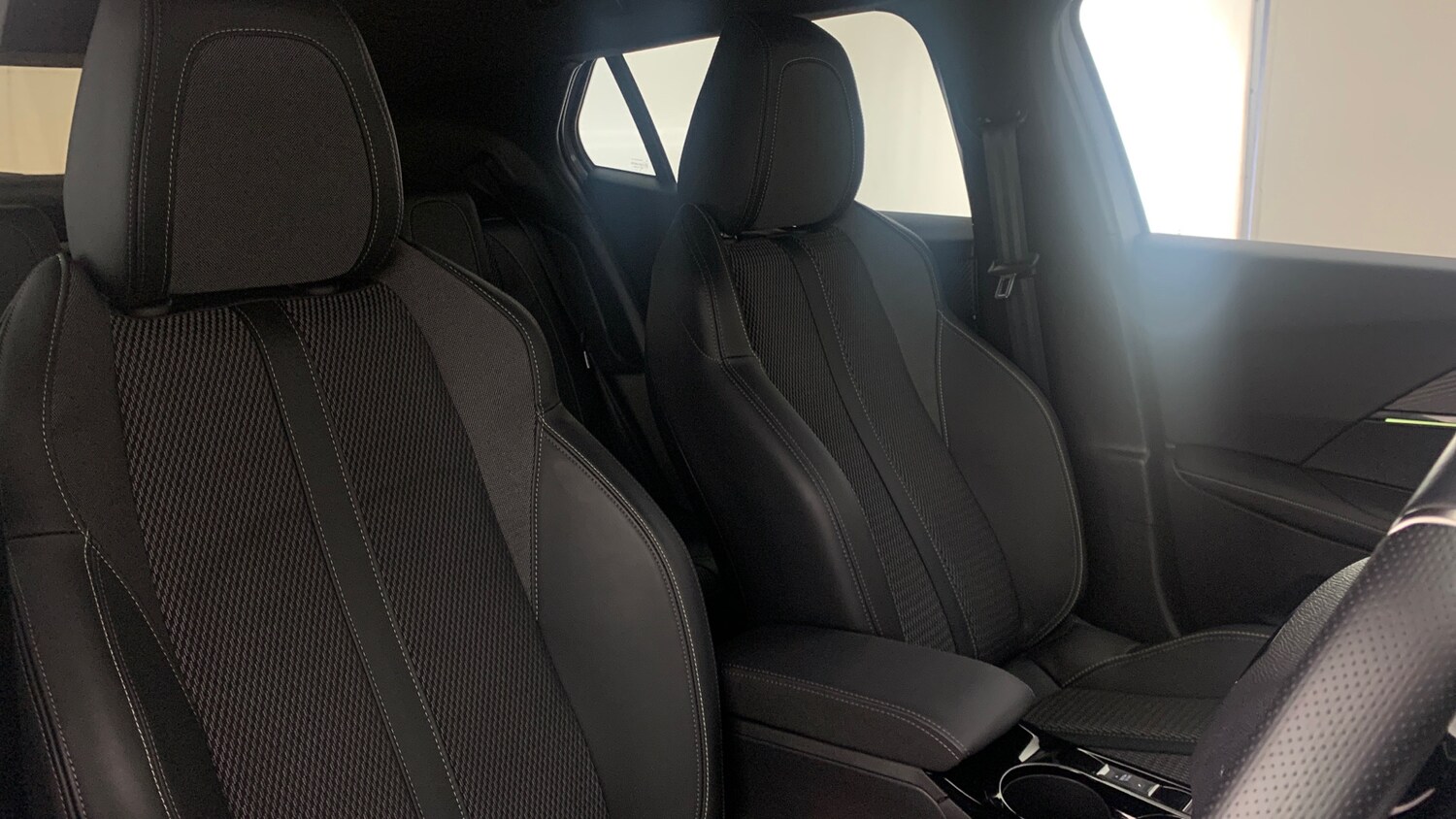 Used Peugeot 2008 2023 for sale - 76271390: Photo 39