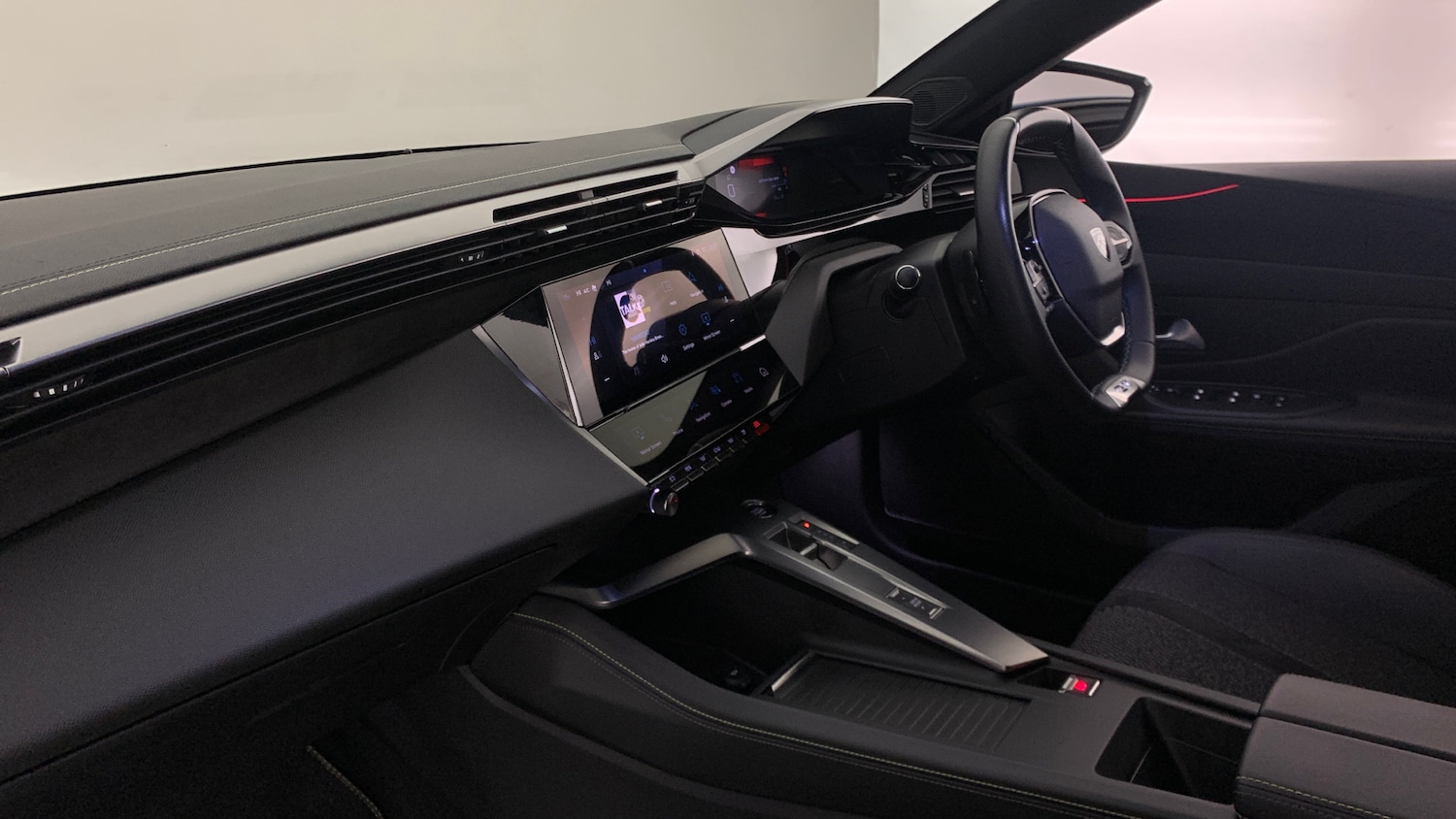 Used Peugeot 308 2024 for sale - 76419755: Photo 2