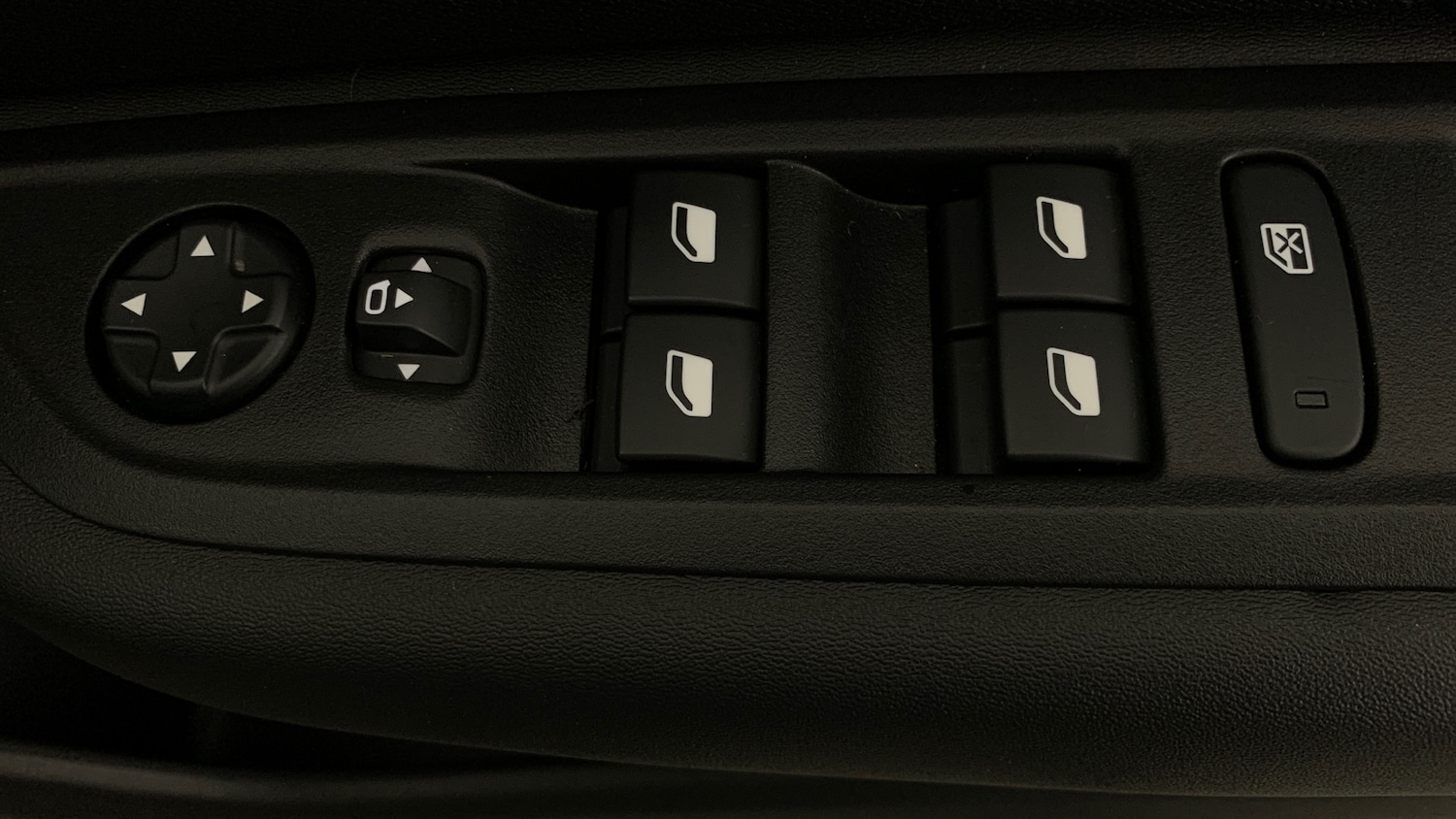 Used Citroen C4 2023 for sale - 76574453: Photo 39