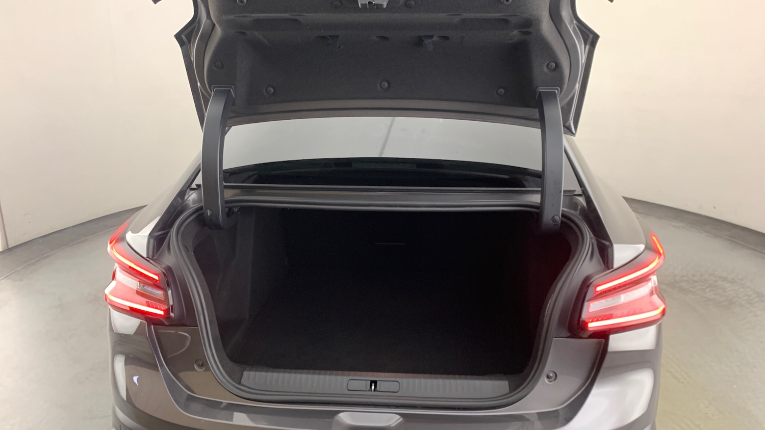 Used Citroen C4 2023 for sale - 76574453: Photo 5