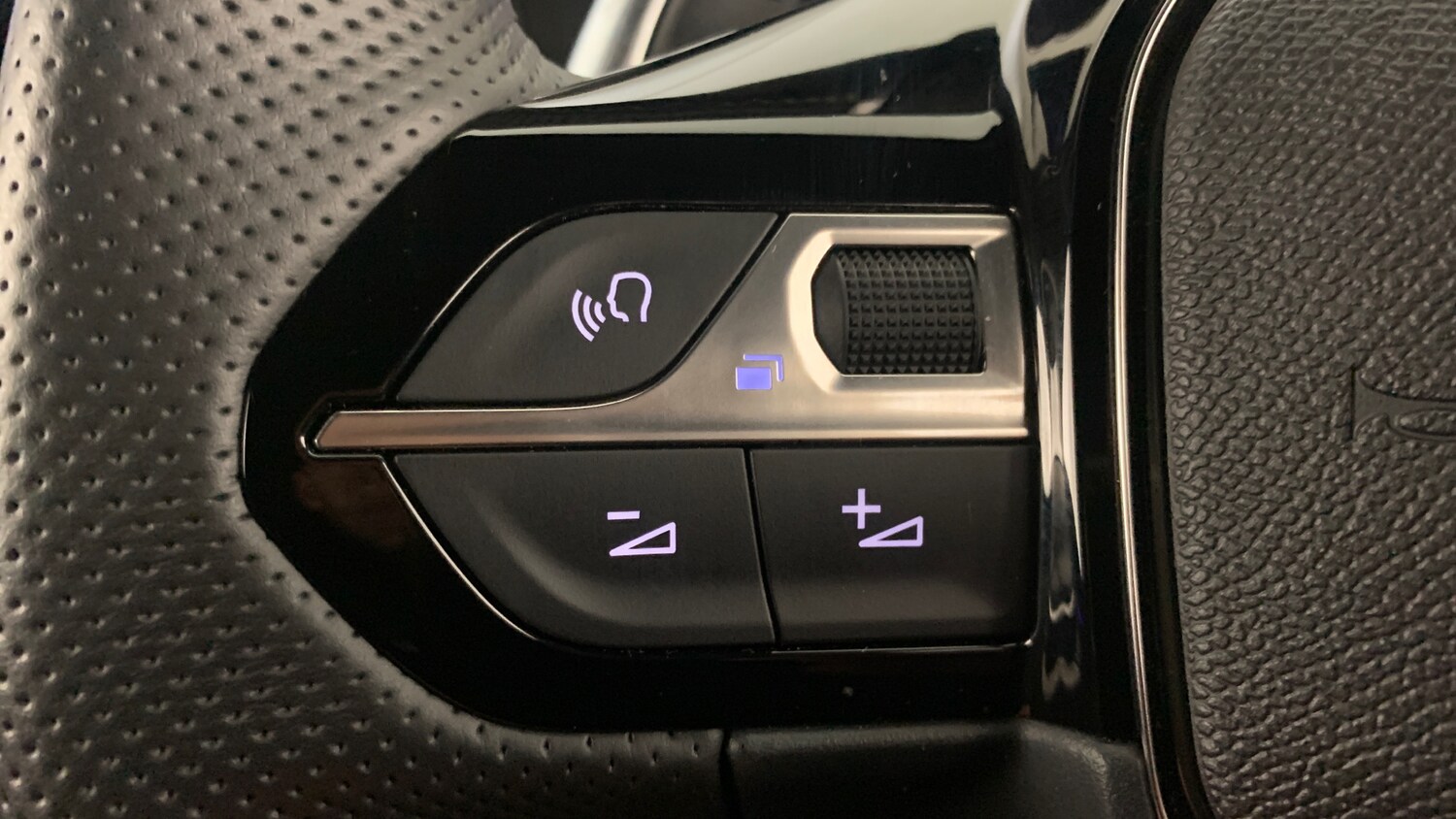 Used Peugeot 2008 2025 for sale - 77809565: Photo 18