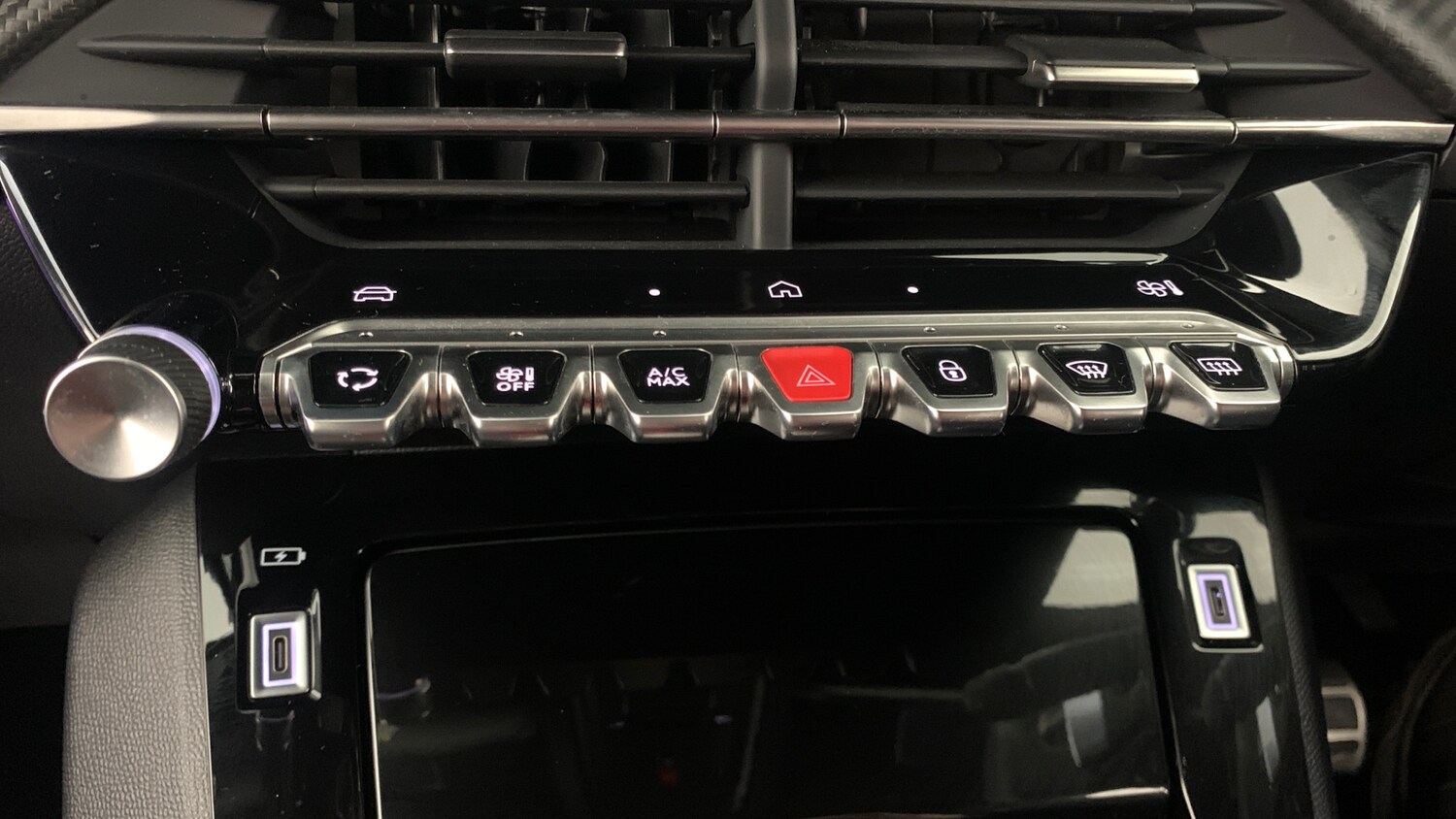 Used Peugeot 2008 2025 for sale - 77809565: Photo 60