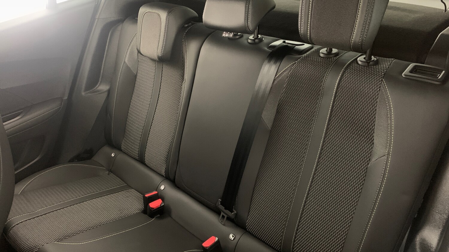 Used Peugeot 2008 2025 for sale - 77809565: Photo 7