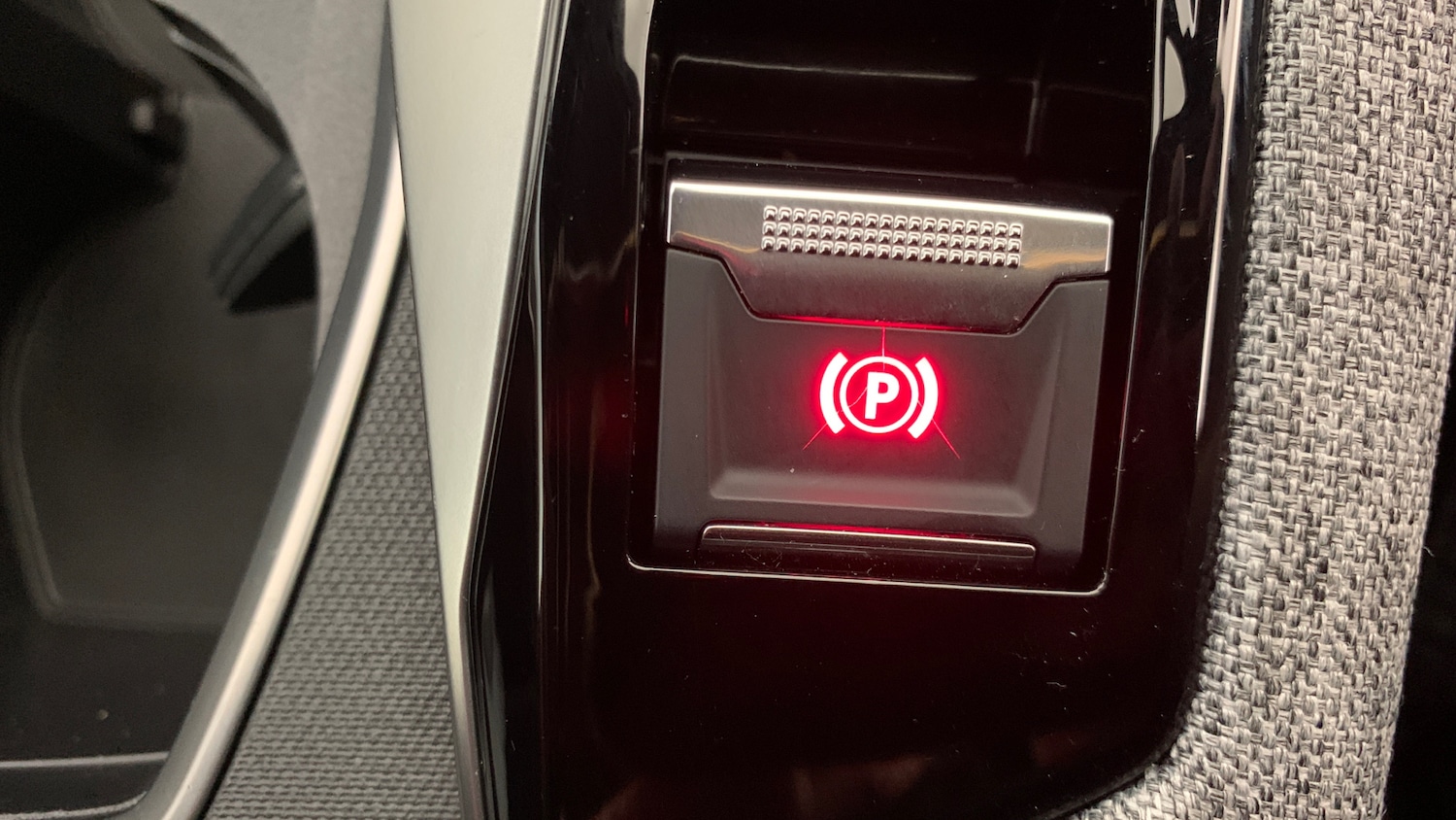 Used Peugeot 3008 2024 for sale - 76433774: Photo 35