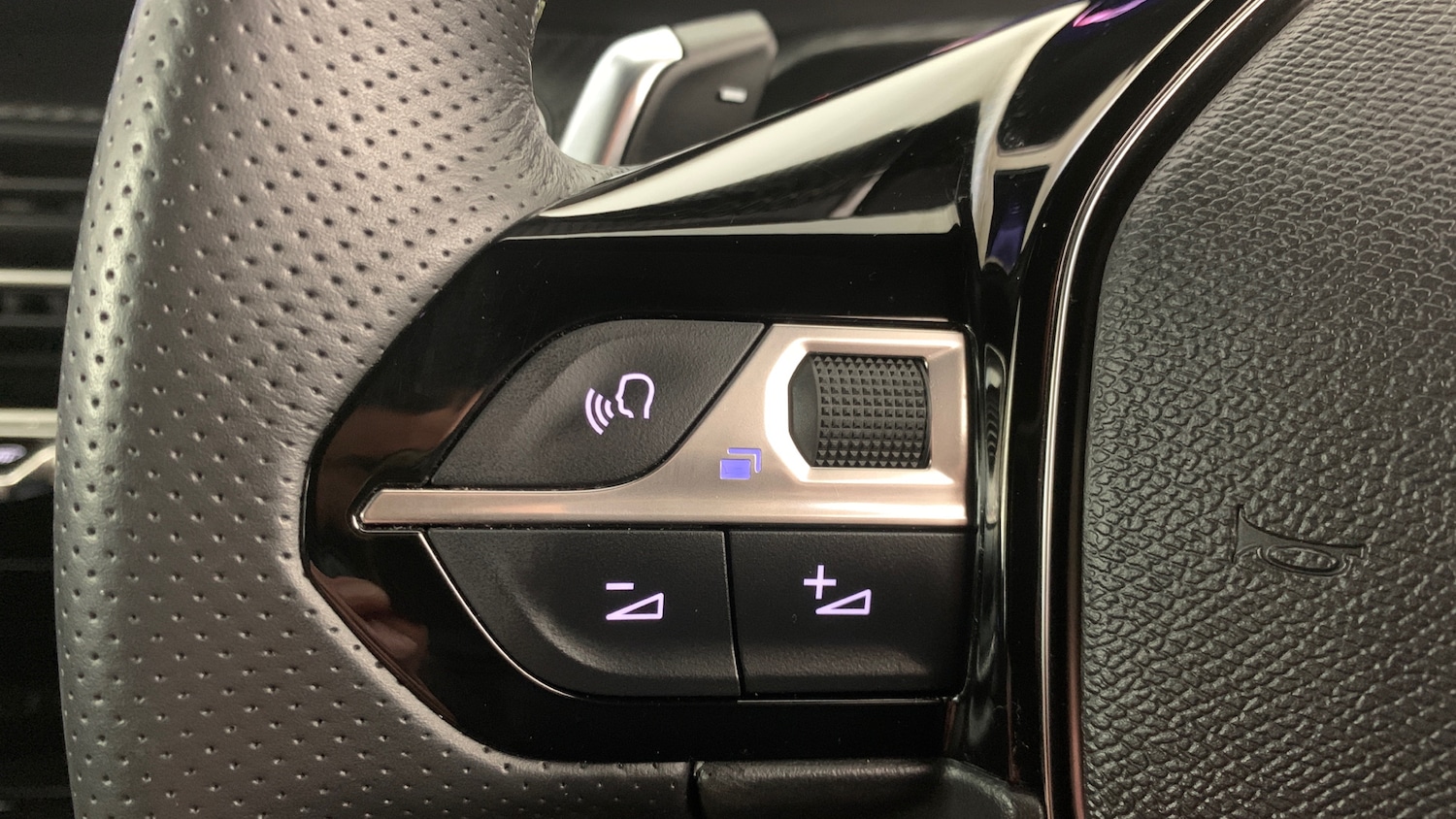 Used Peugeot 2008 2024 for sale - 76659859: Photo 19