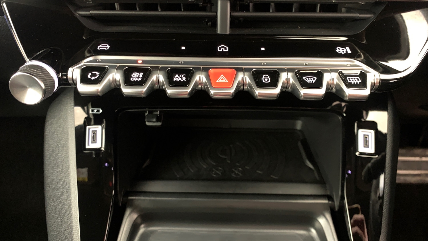 Used Peugeot 2008 2024 for sale - 76659859: Photo 30