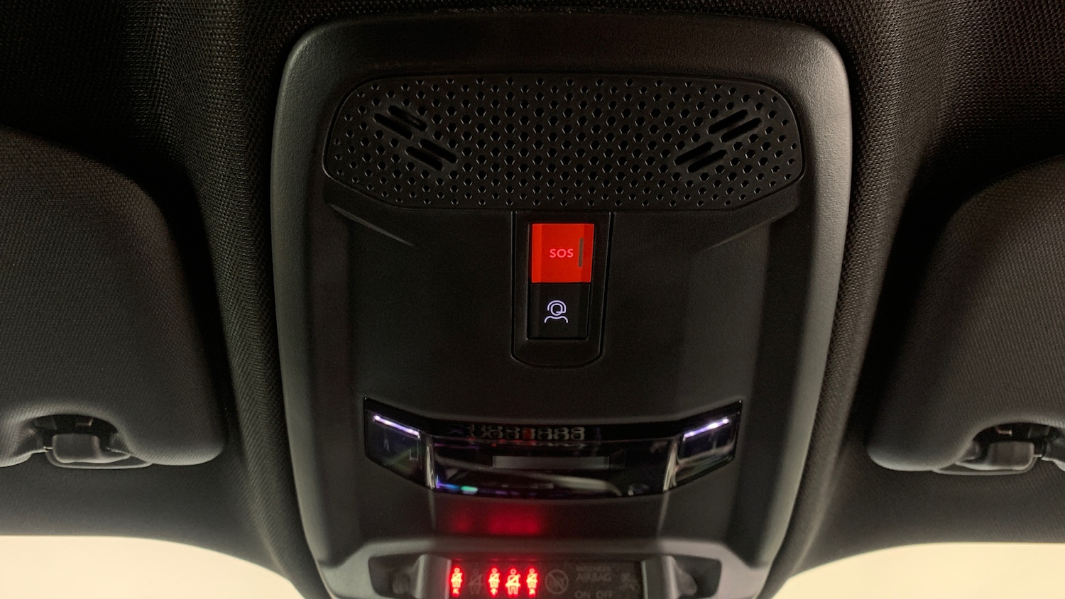 Used Peugeot 2008 2024 for sale - 76659859: Photo 33