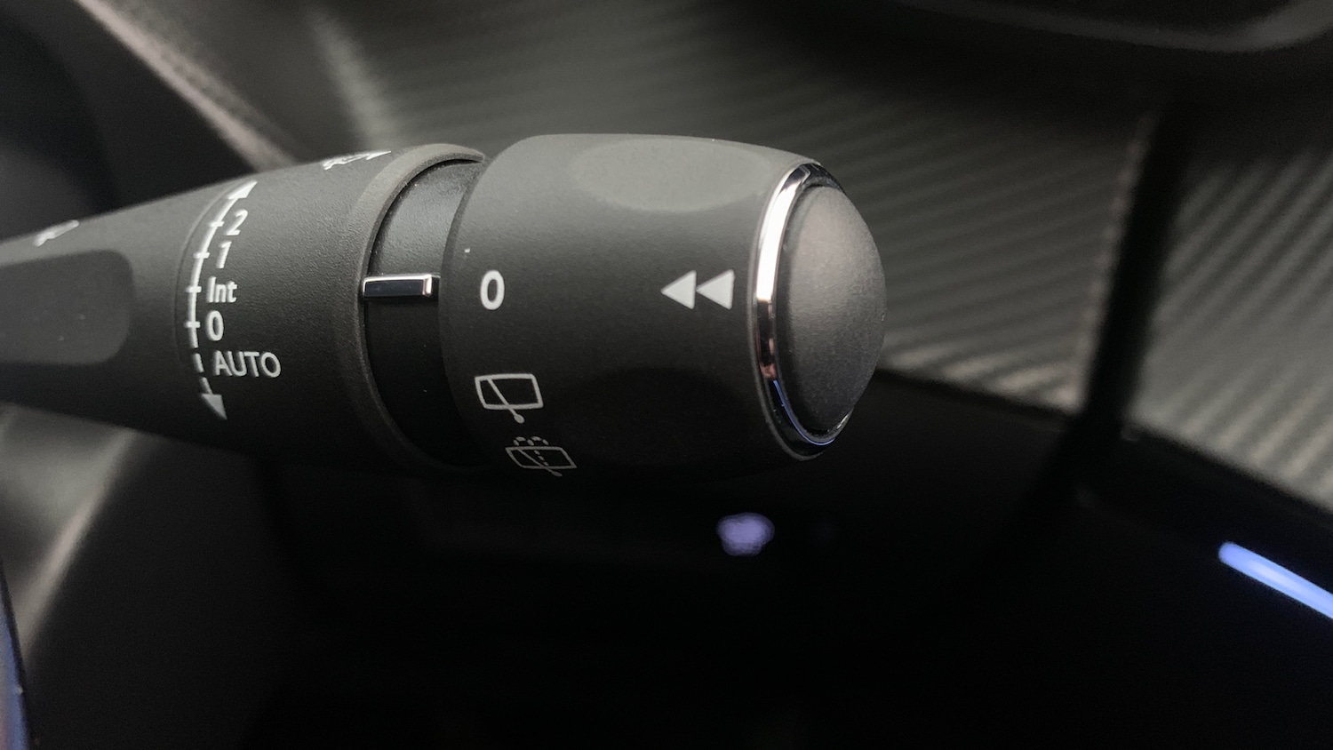 Used Peugeot 2008 2024 for sale - 76659859: Photo 36