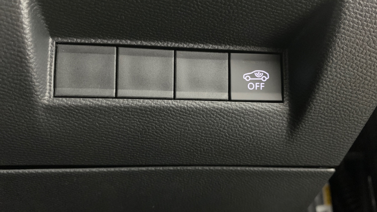 Used Peugeot 2008 2025 for sale - 77332368: Photo 21