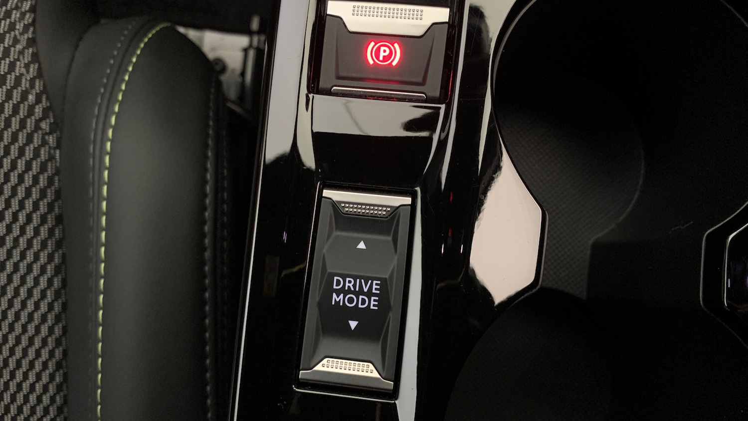 Used Peugeot 2008 2025 for sale - 77332368: Photo 36