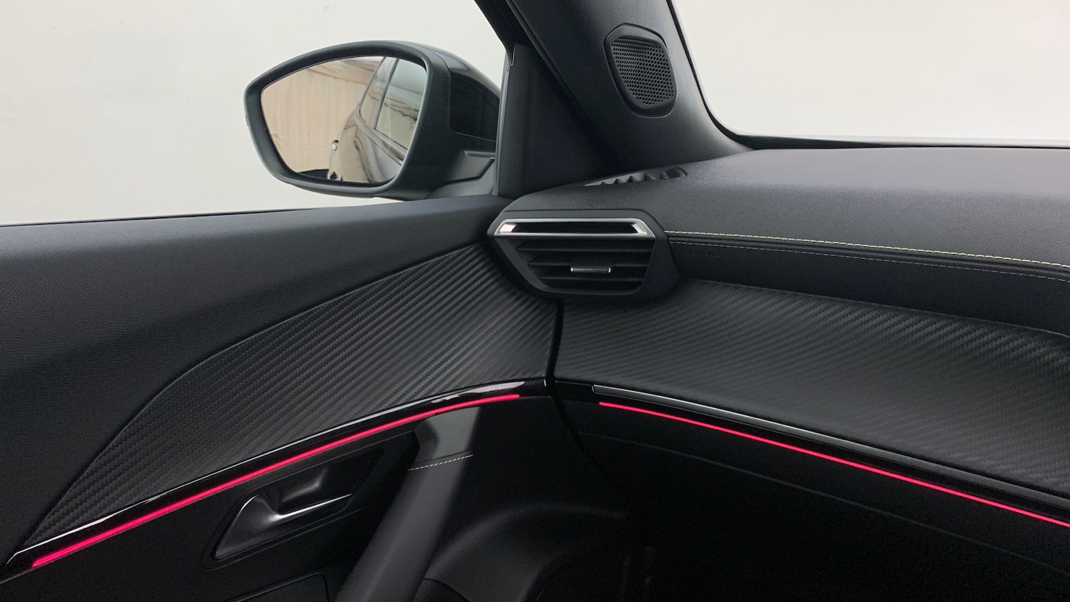 Used Peugeot 2008 2025 for sale - 77332368: Photo 38