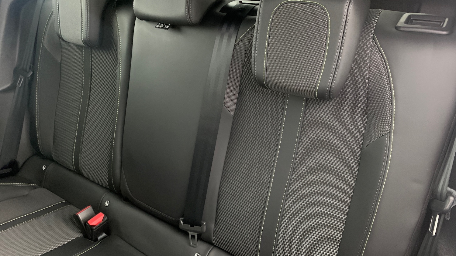 Used Peugeot 2008 2025 for sale - 77332368: Photo 9