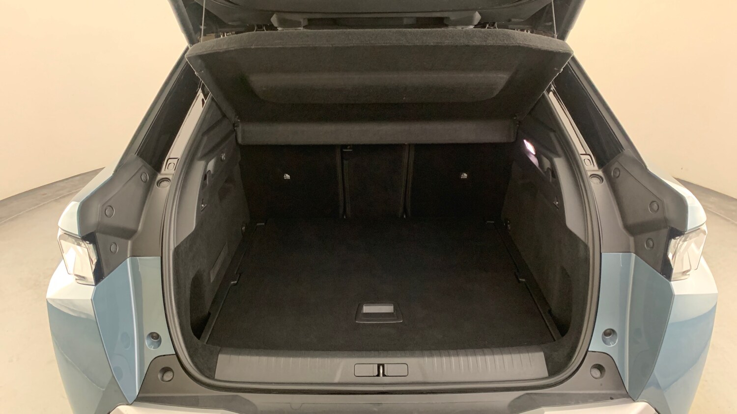 Used Peugeot 3008 2025 for sale - 76168037: Photo 5