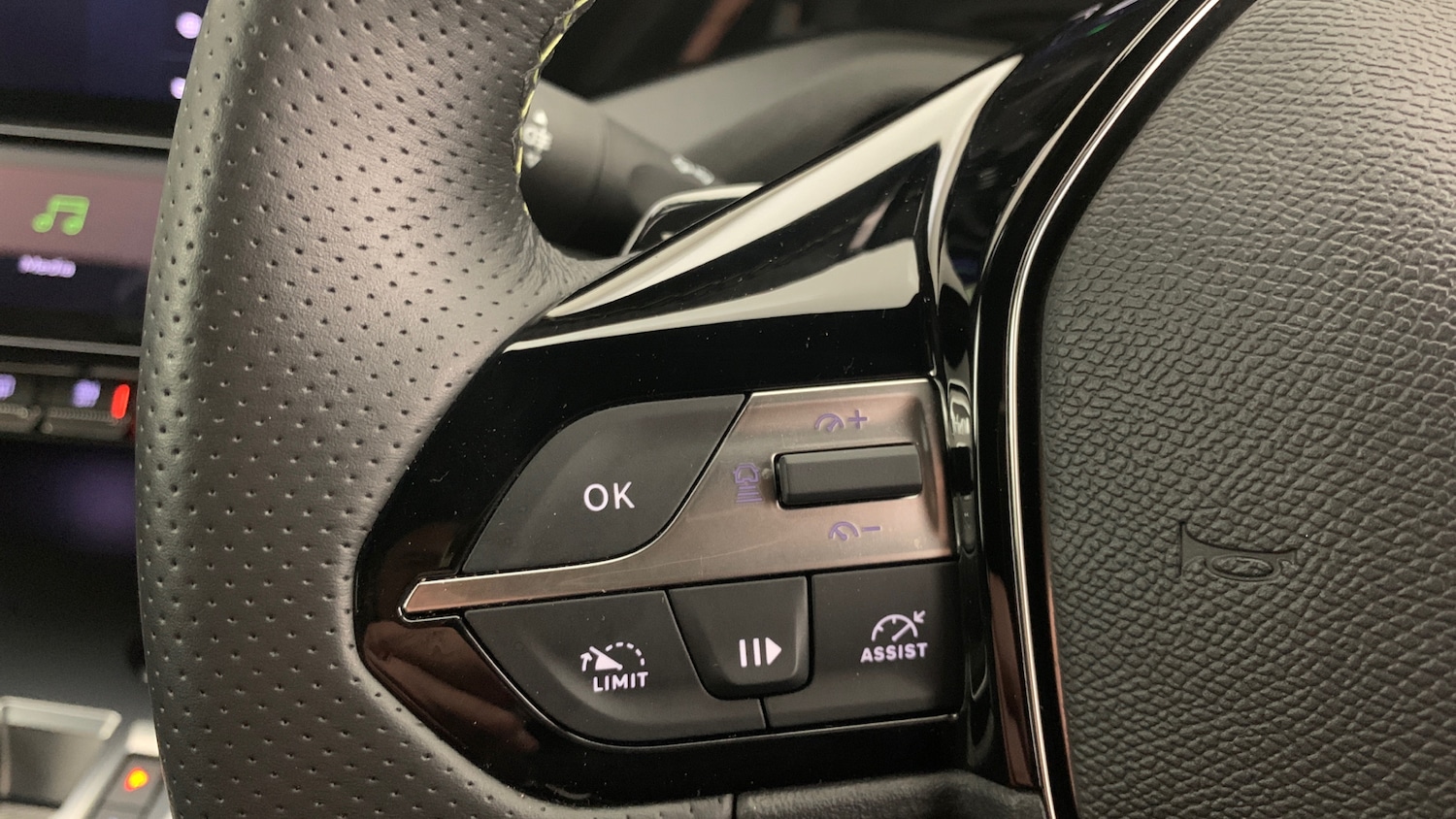 Used Peugeot 408 2024 for sale - 76574400: Photo 19