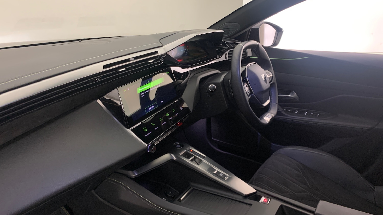 Used Peugeot 408 2024 for sale - 76574400: Photo 2