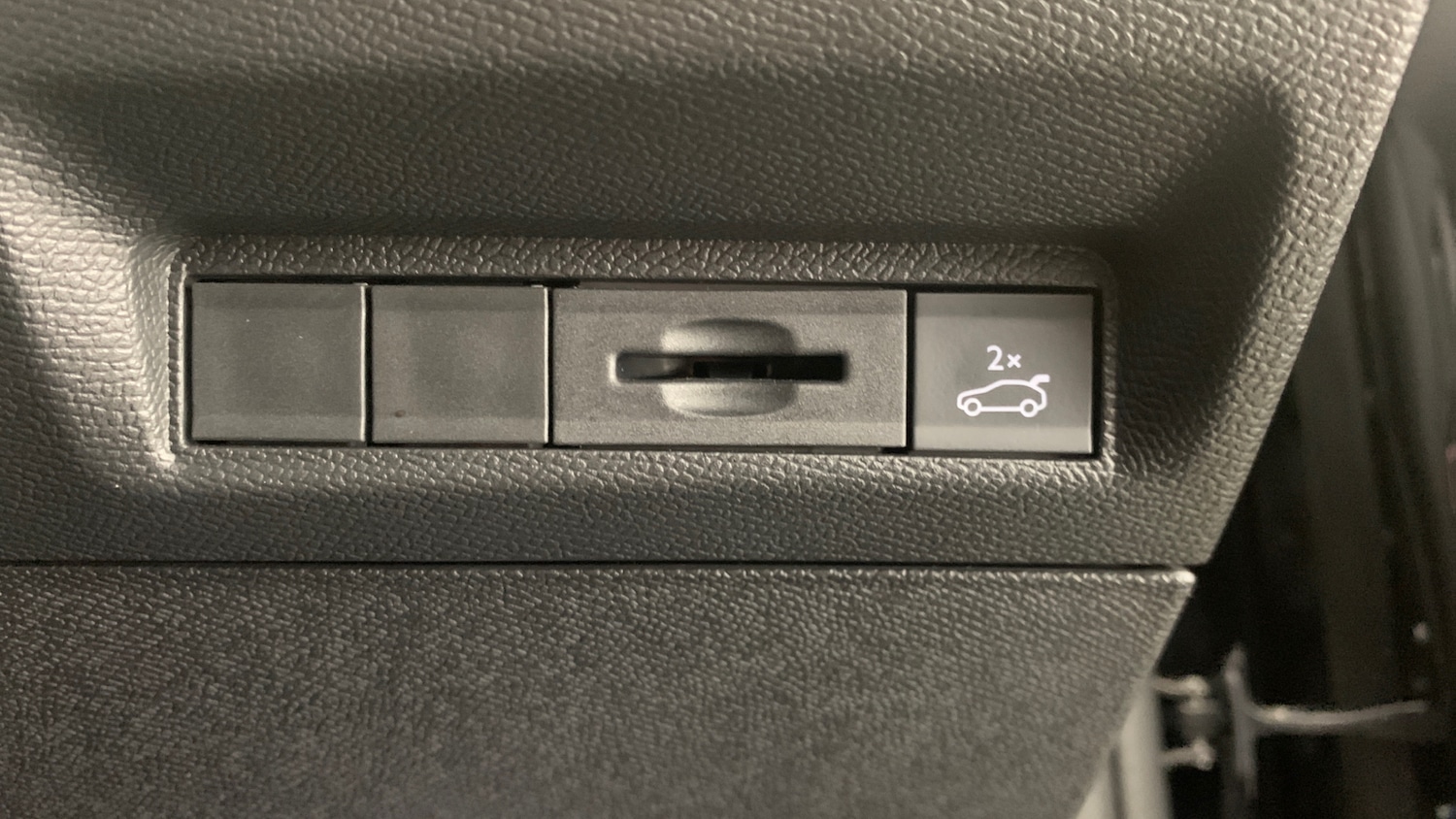 Used Peugeot 408 2024 for sale - 76574400: Photo 20