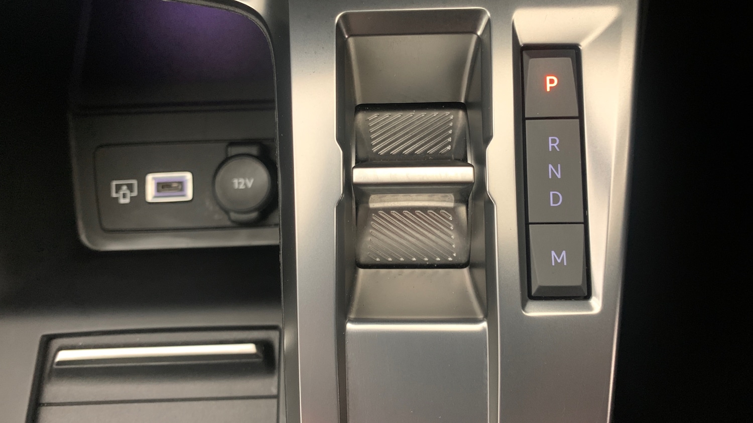 Used Peugeot 408 2024 for sale - 76574400: Photo 32