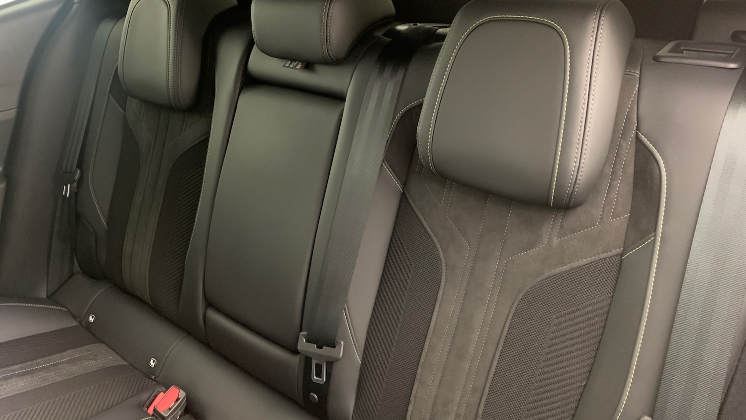 Used Peugeot 408 2024 for sale - 76574400: Photo 8