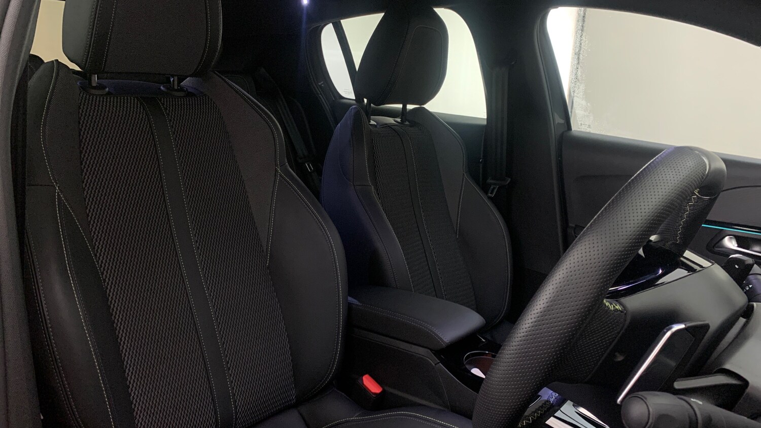 Used Peugeot 208 2025 for sale - 77959146: Photo 40