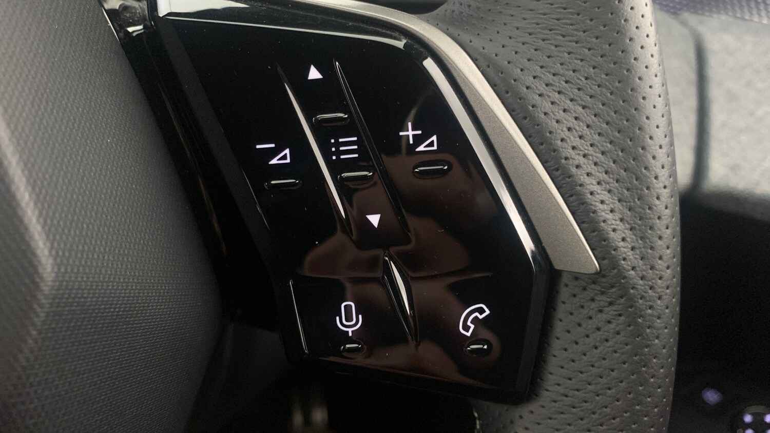 Used Peugeot 3008 2025 for sale - 78073619: Photo 18