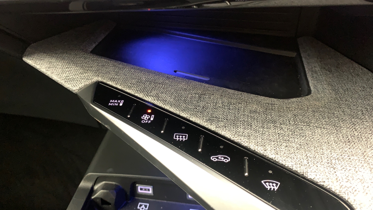 Used Peugeot 3008 2024 for sale - 76474343: Photo 32