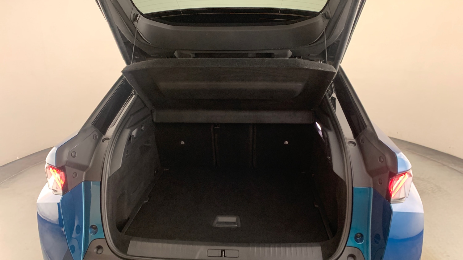 Used Peugeot 3008 2024 for sale - 76474343: Photo 5