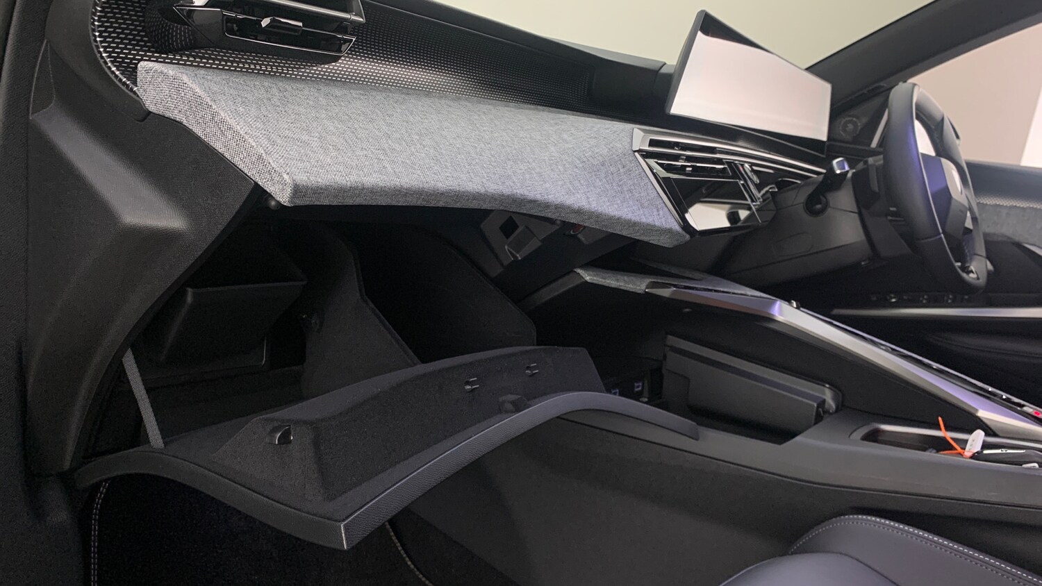 Used Peugeot 5008 2025 for sale - 78158133: Photo 43