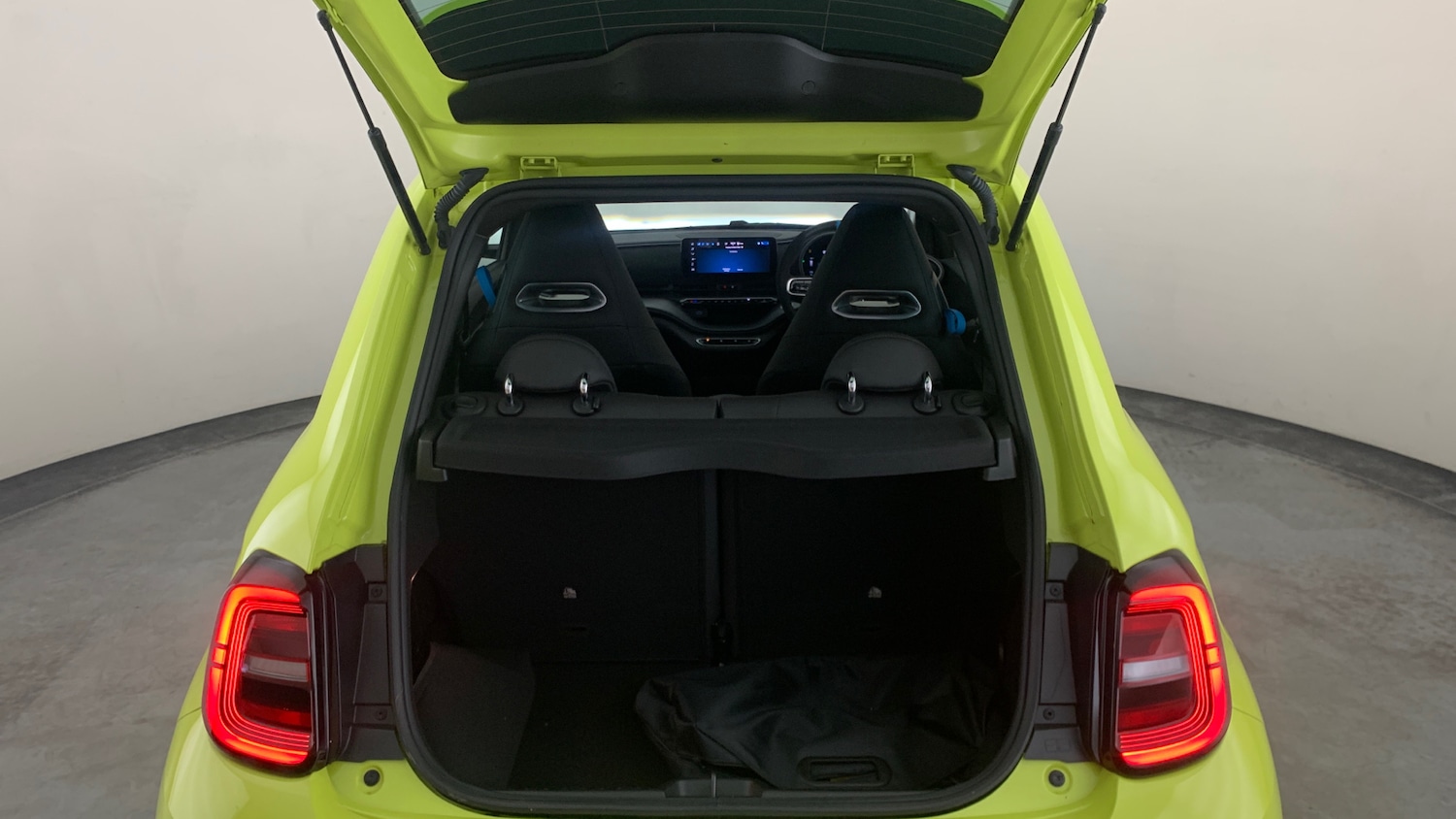 Used Abarth 500 2024 for sale - 78073630: Photo 5