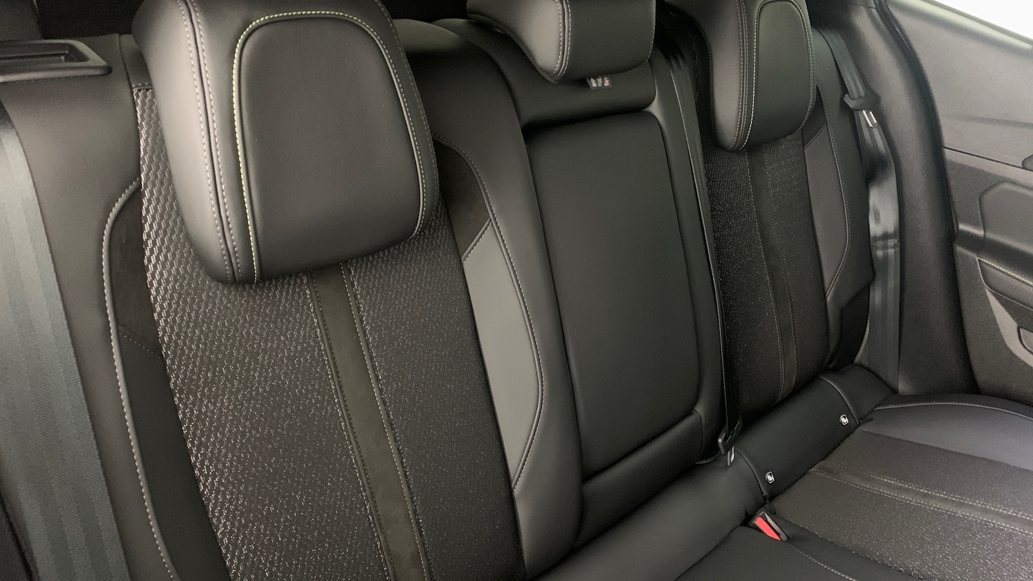 Used Peugeot 408 2025 for sale - 77332364: Photo 8