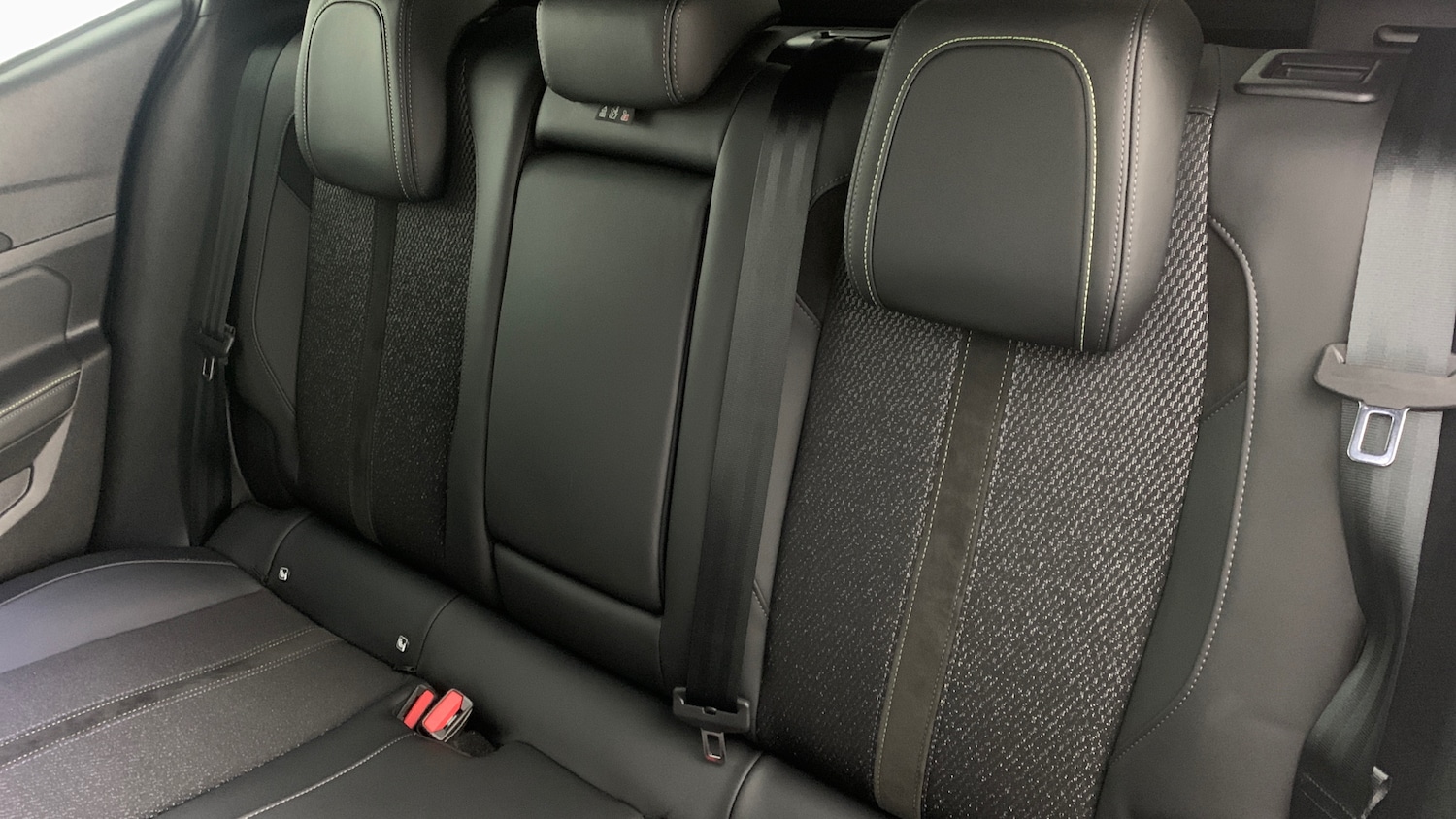 Used Peugeot 408 2025 for sale - 77332364: Photo 9